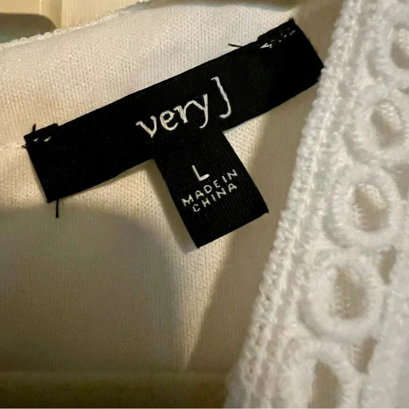 Very J White Lace Romper 3/4 Sleeves Size Large - Picture 13 of 15